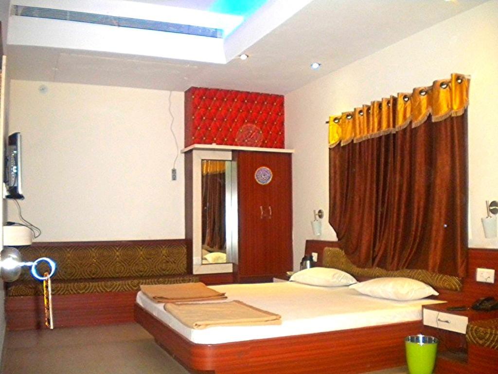 Hotel Sagar Castle Ratlam Номер фото