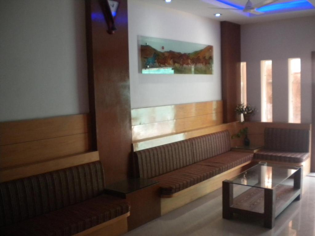 Hotel Sagar Castle Ratlam Экстерьер фото