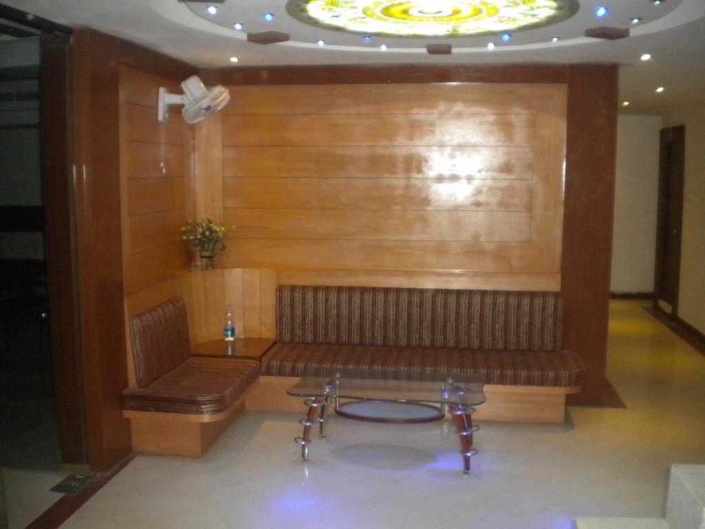 Hotel Sagar Castle Ratlam Экстерьер фото