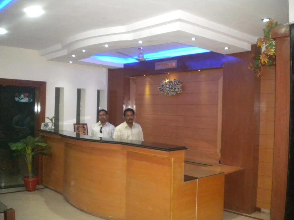 Hotel Sagar Castle Ratlam Экстерьер фото
